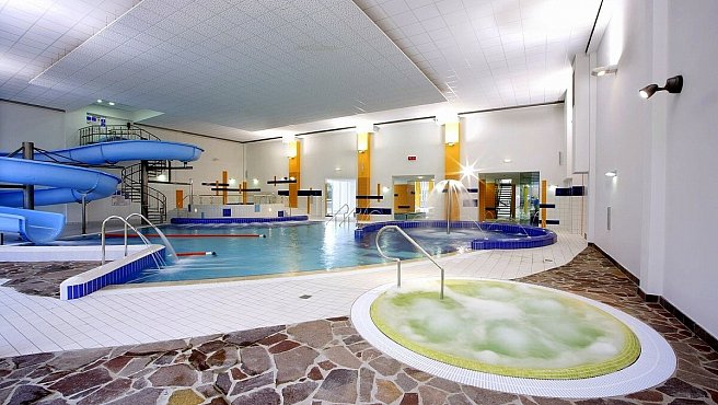 Vnitřní bazény a aquaparky
