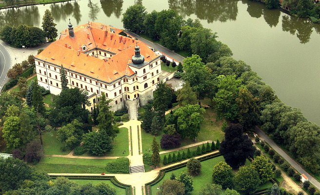 Schloss Lnáře